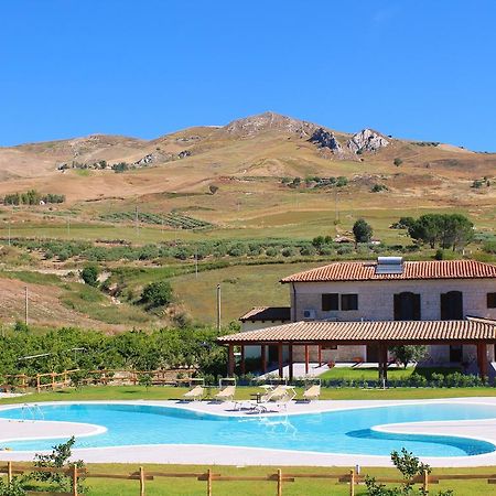 Tenuta Lanza Il Mulino Acquaviva Platani Exterior photo